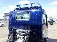 Isuzu ELF 2024