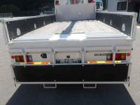 Isuzu ELF 2021