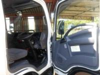Isuzu ELF 2021