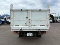 Mitsubishi Canter 2004
