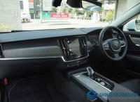 Volvo V90 2023