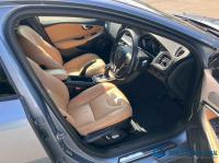 Volvo V40 2017