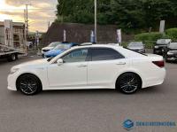 Toyota Crown Athlete 2014