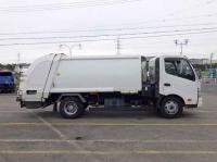 Hino Dutro 2014