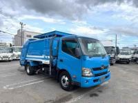Hino Dutro 2015