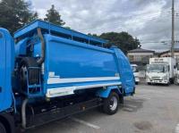 Hino Dutro 2015