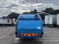 Hino Dutro 2015