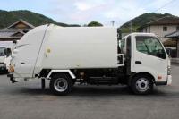 Hino Dutro 2016