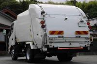 Hino Dutro 2016