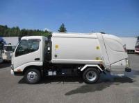 Hino Dutro 2025
