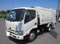 Hino Dutro 2025