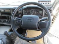 Hino Dutro 2025