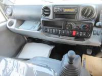 Hino Dutro 2025
