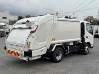 Hino Dutro 2024