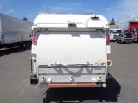 Hino Dutro 2025