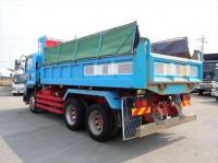Isuzu Forward 2015