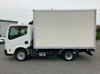 Nissan ATLAS 2015