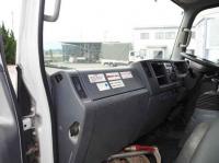 Isuzu ELF 2012