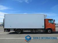 Mitsubishi FUSO FIGHTER 2013