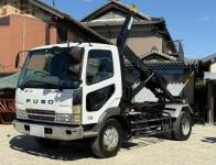 Mitsubishi FUSO FIGHTER 2004