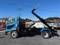Mitsubishi FUSO FIGHTER 2001