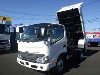 Hino Dutro 2016