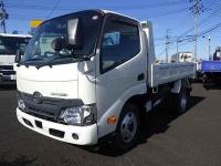 Hino Dutro 2016