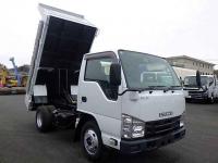 Isuzu ELF 2016