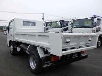 Isuzu ELF 2016