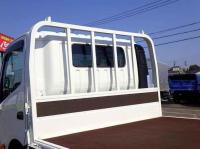 Hino Dutro 2024