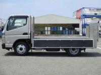 Mitsubishi Canter 2025