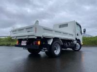 Isuzu ELF 2024