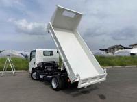 Isuzu ELF 2024