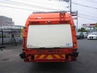 Isuzu Forward 2017