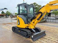 Komatsu Komatsu Excavator 2015
