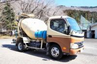 Hino Dutro 2011