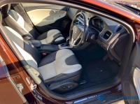 Volvo V40 2015