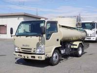 Isuzu ELF 2016
