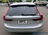 Volvo V90 2021