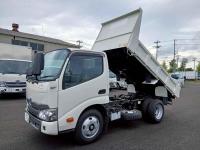 Hino Dutro 2024