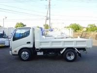 Toyota DYNA 2025