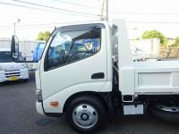 Toyota DYNA 2025