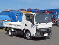 Isuzu ELF 2024