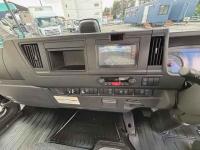 Isuzu Forward 2025