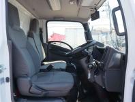 Isuzu ELF 2024
