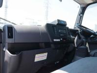 Isuzu ELF 2024