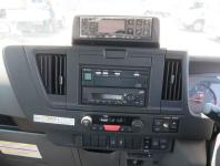 Isuzu ELF 2024
