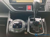 Toyota Voxy 2017