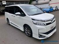 Toyota Voxy 2017