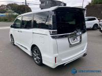 Toyota Voxy 2017